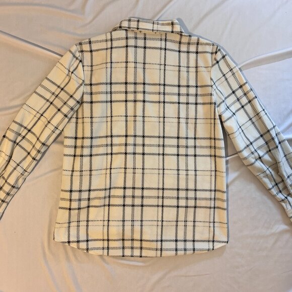 Lee Riders Women's Long Sleeve Knit Fleece Shirt Button front Size M - Picture 3 of 7